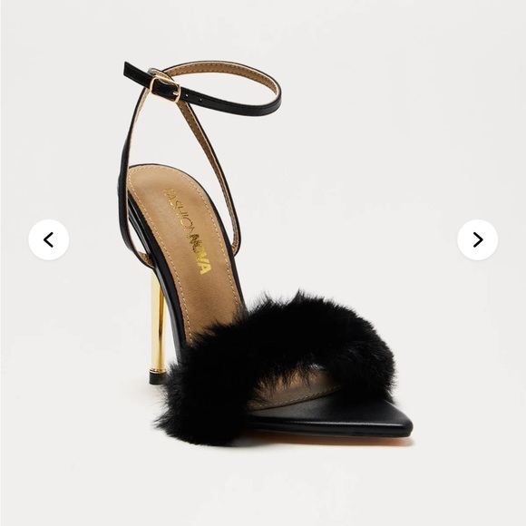 Fuzzy High Heels - Picture 4 of 11